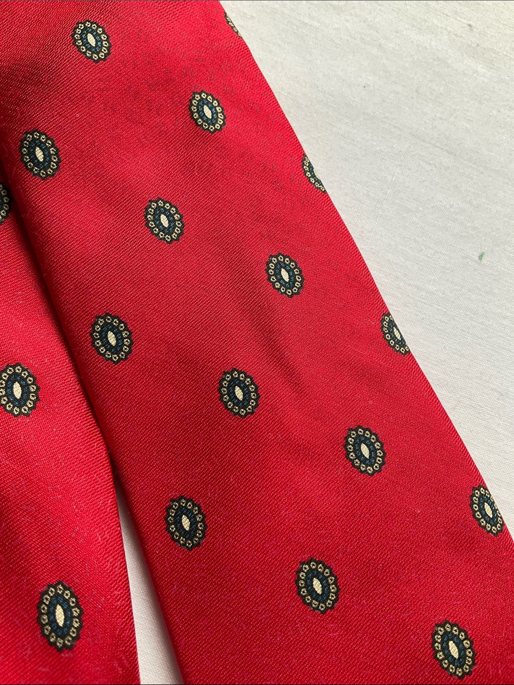 Classic Red Foulard Patterned Men's Silk Tie